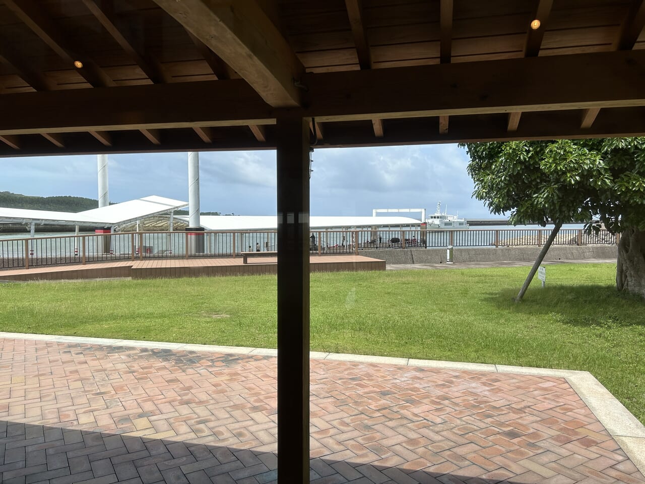 薩摩川内市port de coffeeから見えるターミナル