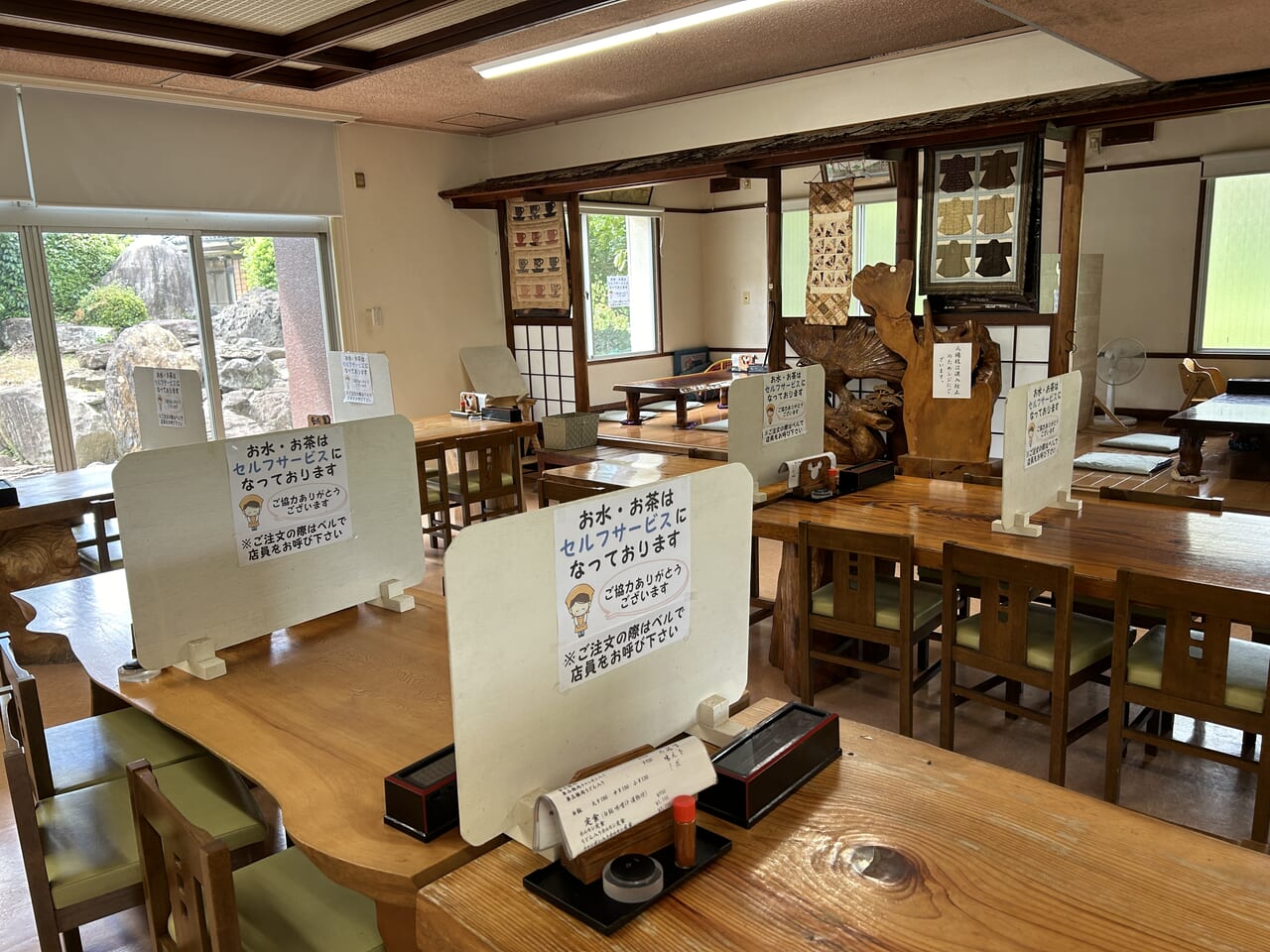 薩摩川内市十本松ドライブインの店内