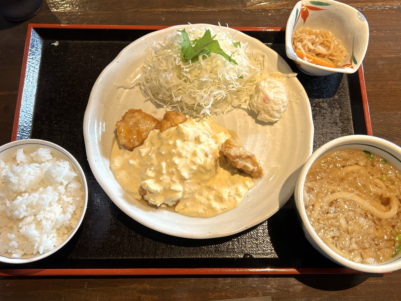 薩摩川内市くつろぎ庵のチキン南蛮定食