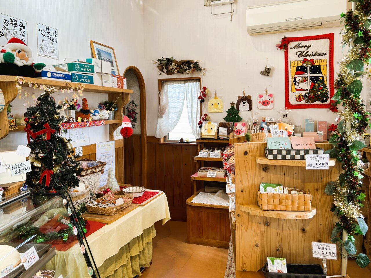 薩摩川内市うっふの店内