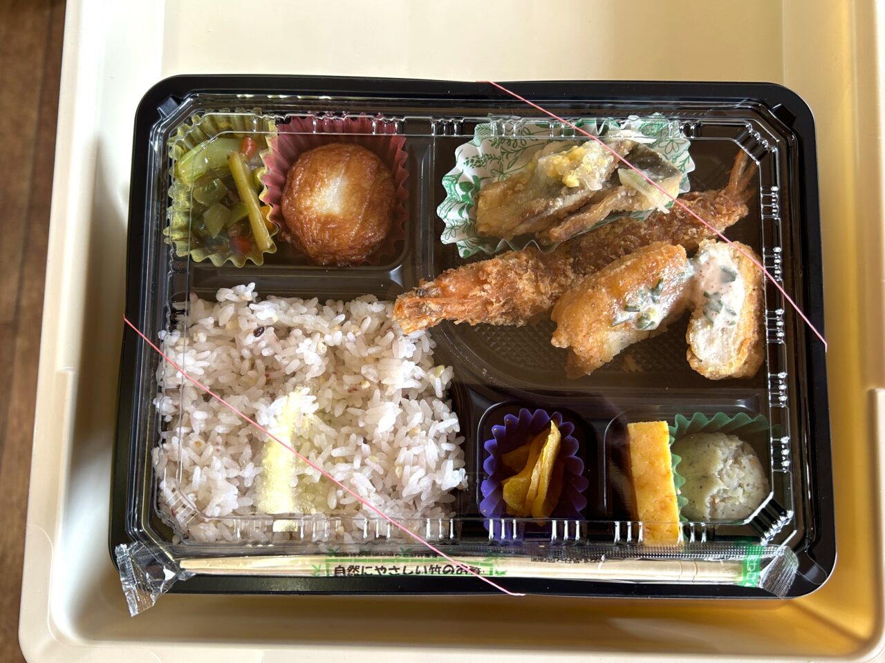 薩摩川内市フラサク弁当の贅沢弁当