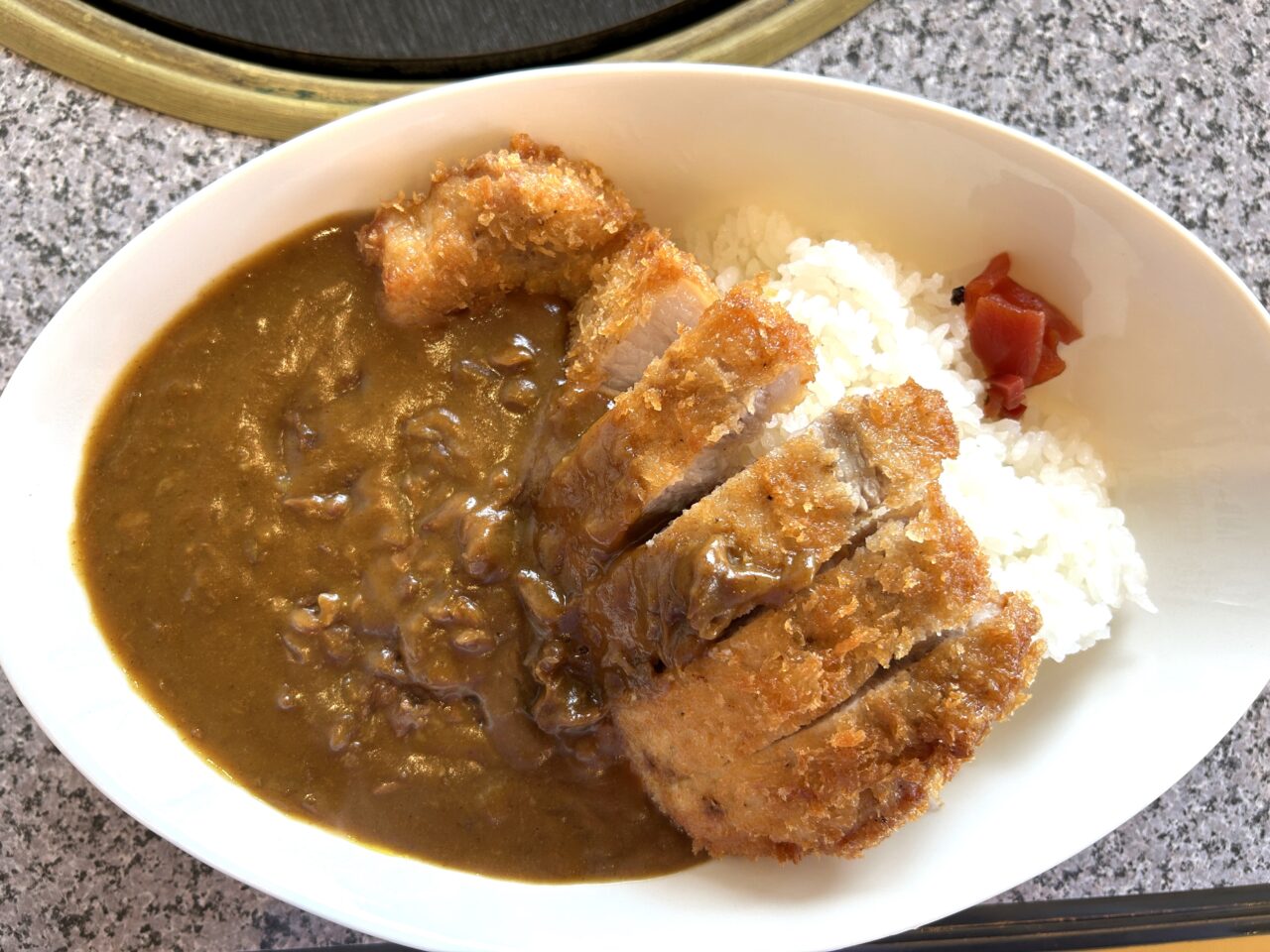 阿久根市焼肉GONZAのカツカレー