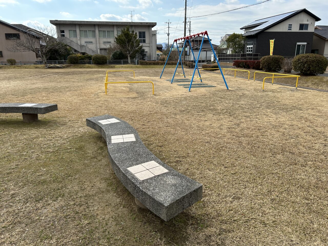 薩摩川内市蛭田児童公園のブランコ