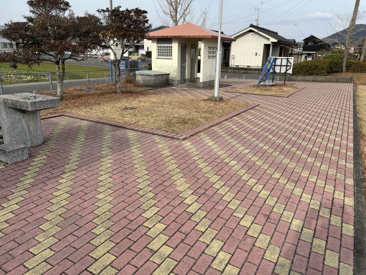 薩摩川内市宅満寺児童公園のトイレ