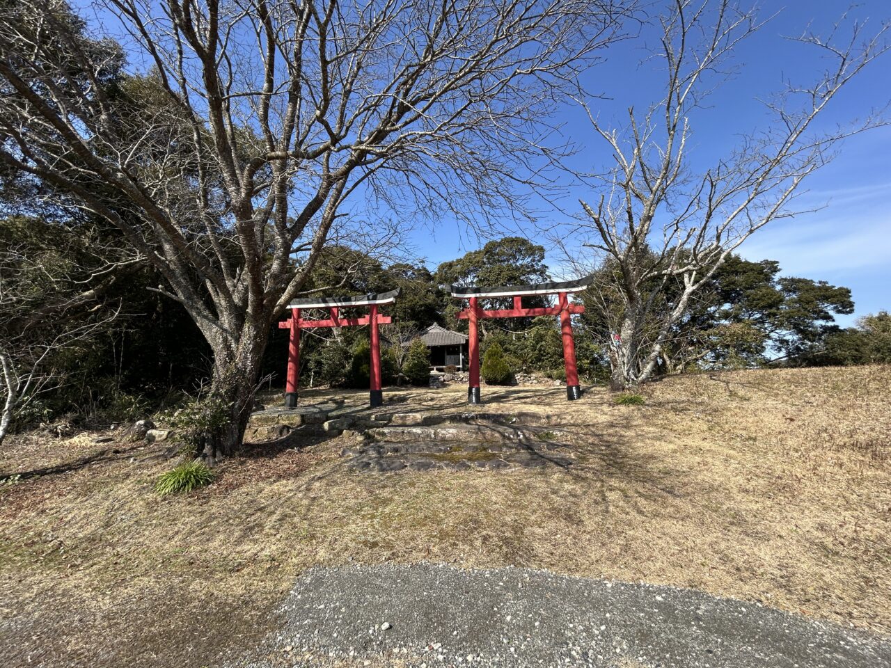 薩摩川内市湯島の南方神社の鳥居