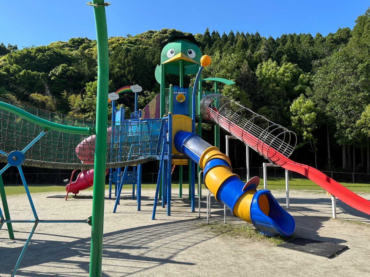 薩摩川内市わんぱく広場の6歳から12歳遊具