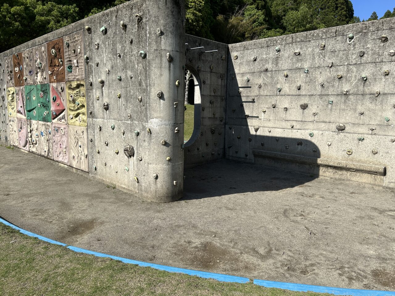 薩摩川内市わんぱく広場のボルダリング