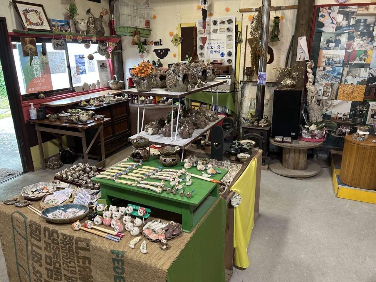 阿久根市わらべ工房の店内