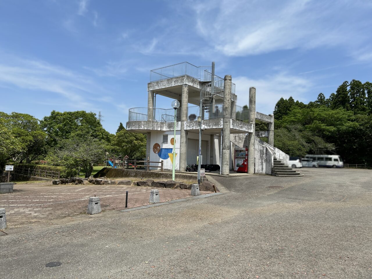 薩摩川内市清水ヶ岡公園の塔