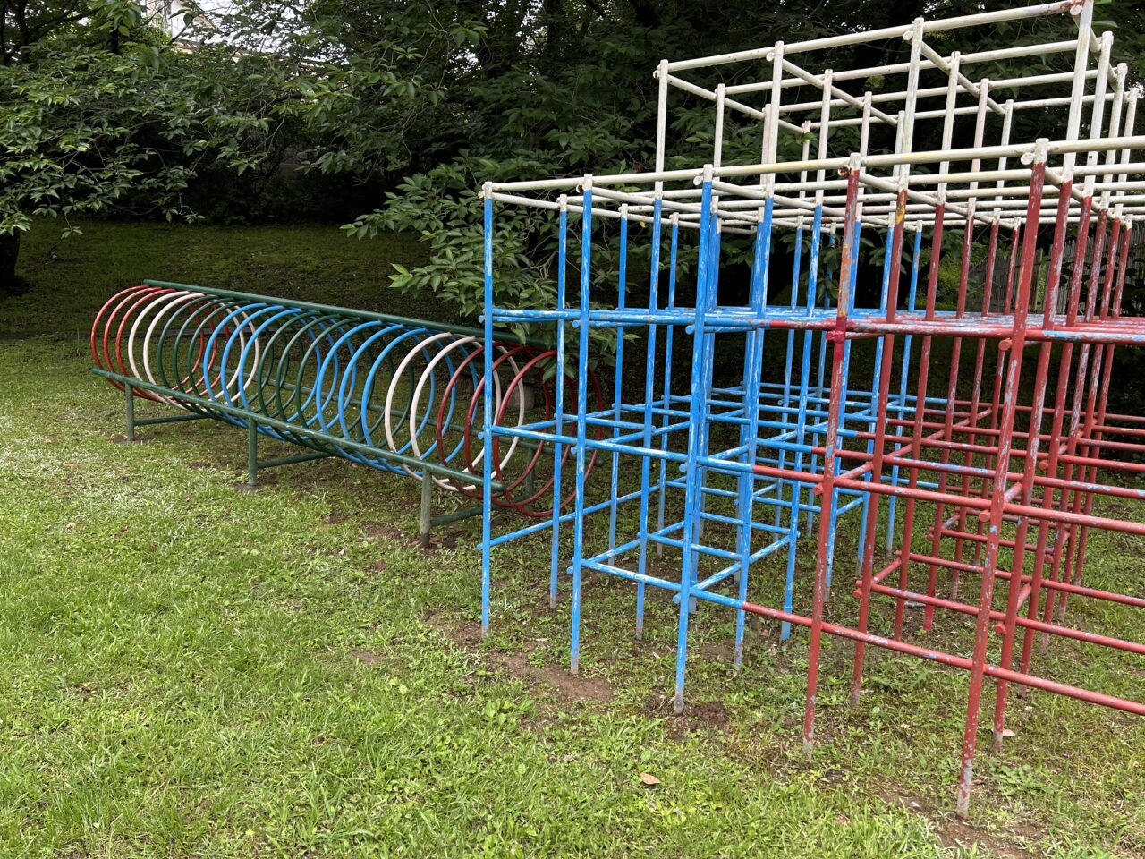 出水市出水海洋公園のジャングルジム