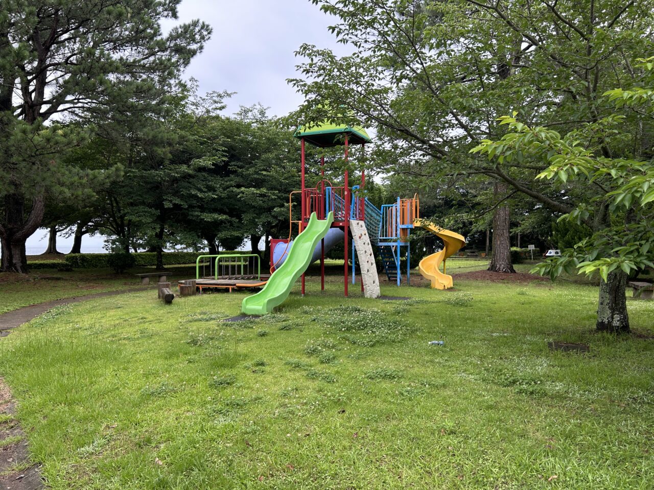 出水市出水海洋公園の遊具