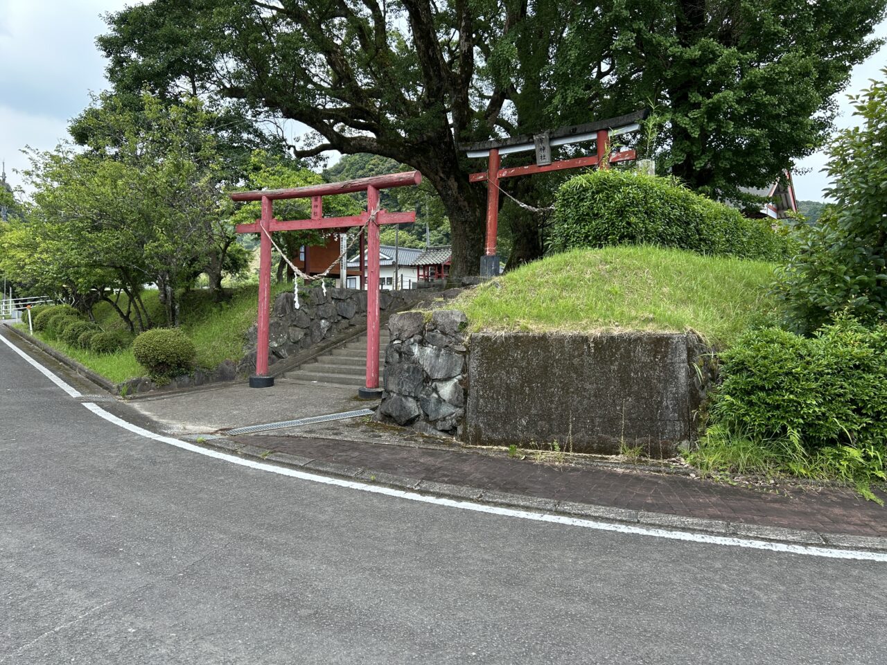 薩摩川内市軍神社の鳥居