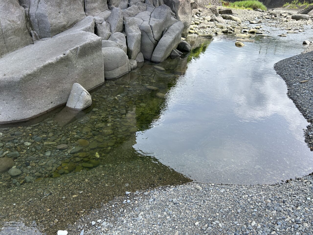 阿久根市尻無川のたまり
